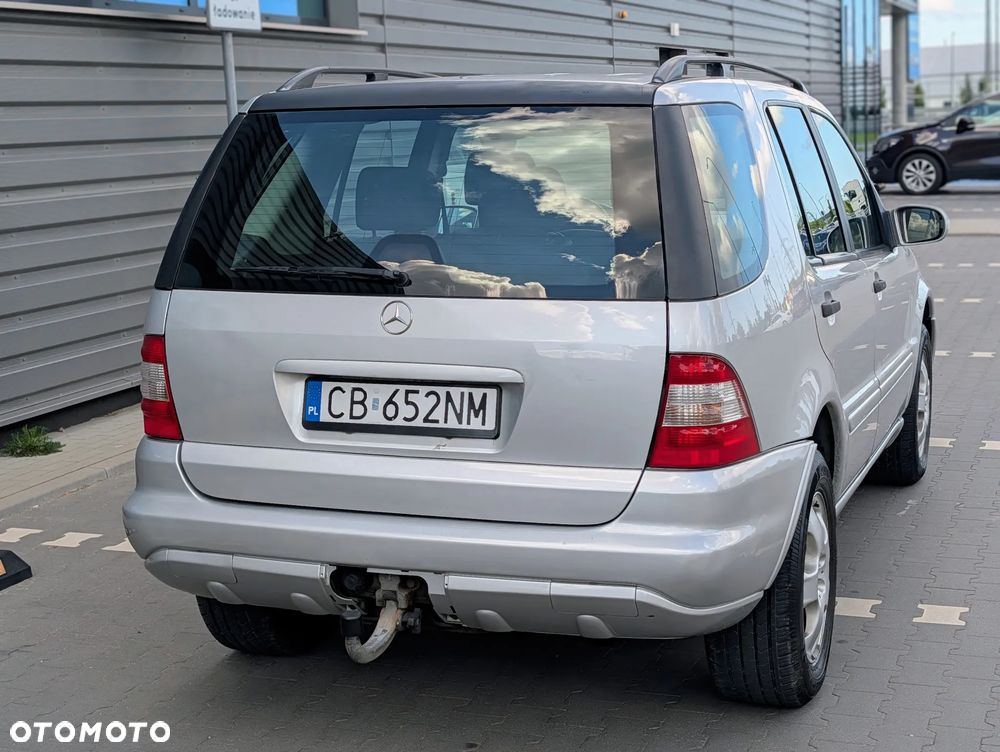 Mercedes-Benz ML - 10