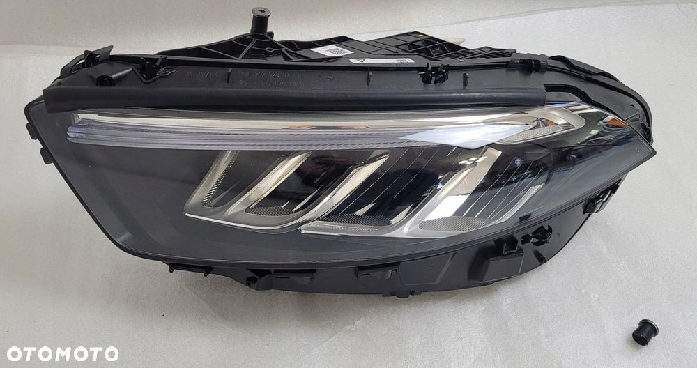 LAMPA LEWA PRZÓD ,,LED HIGH PERFORMANCE,, MERCEDES A-KLASA W177 LIFT 2022- - 1