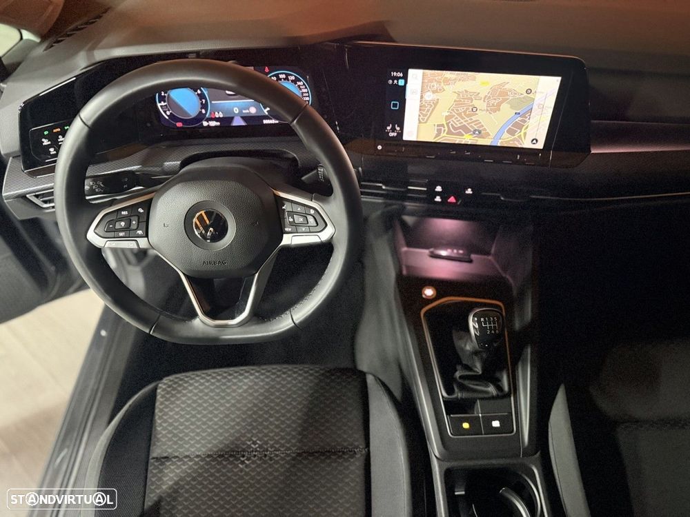 VW Golf 1.0 TSI Confortline - 10