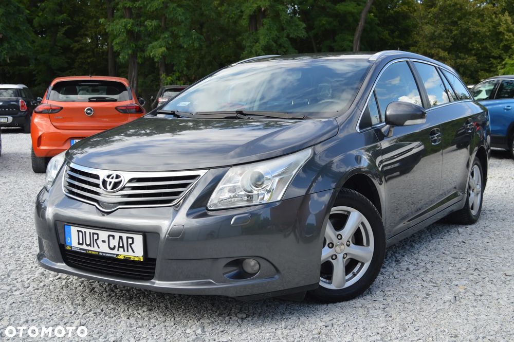 Toyota Avensis 2.0 D-4D Sol - 1