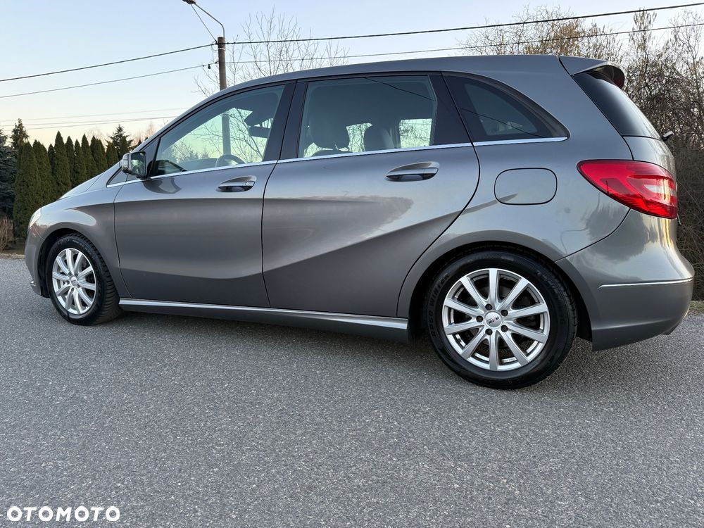 Mercedes-Benz Klasa B 180 BlueEFFICIENCY Edition - 8