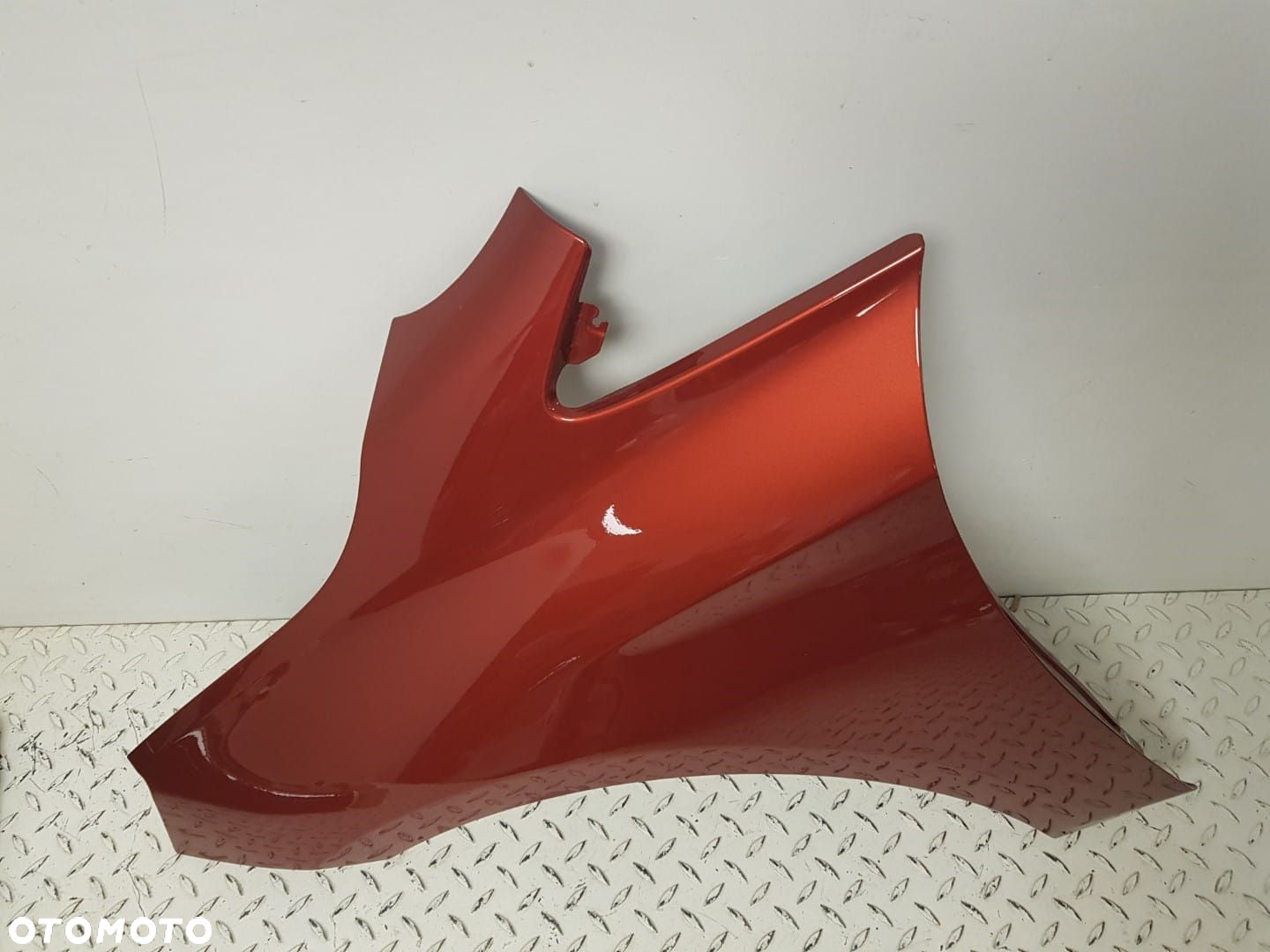 BŁOTNIK LEWY PRZEDNI LEWA PRZÓD BMW 2 F45 F46 14-21 KOLOR C1F SUNSET ORANGE - 3