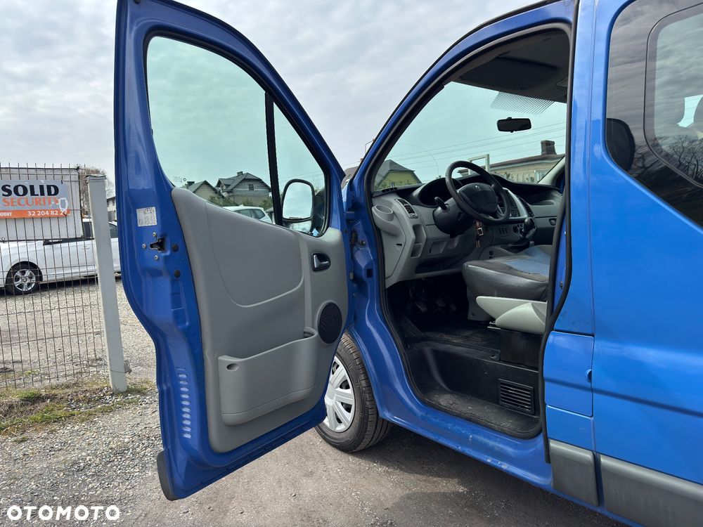 Renault Trafic - 13