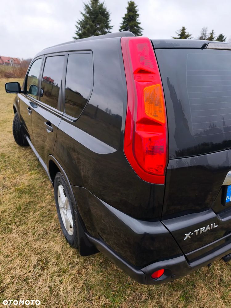 Nissan X-Trail 2.0 dCi LE - 11