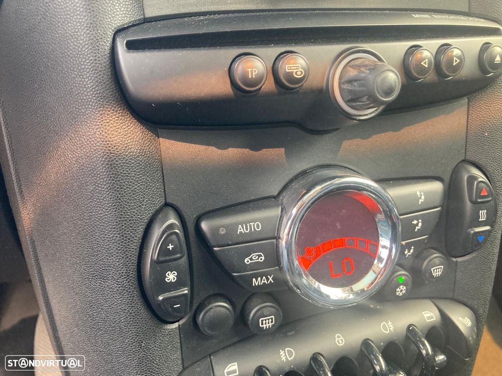 MINI 3 Portas Cooper D - 21