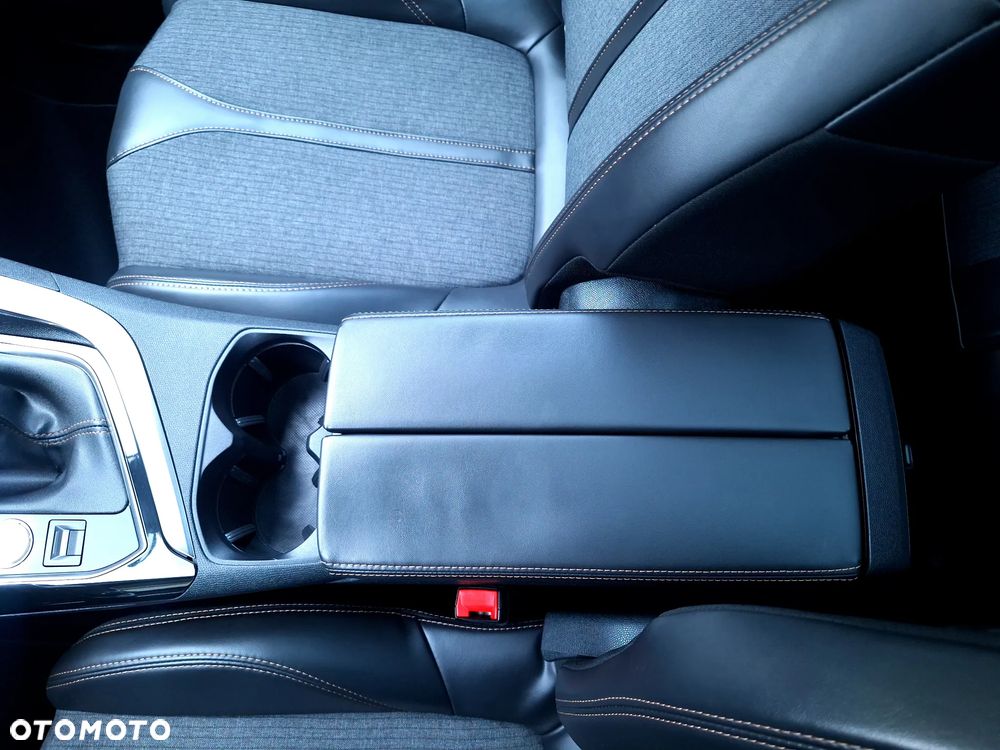 Peugeot 3008 BlueHDi 120 Stop & Start Allure - 24