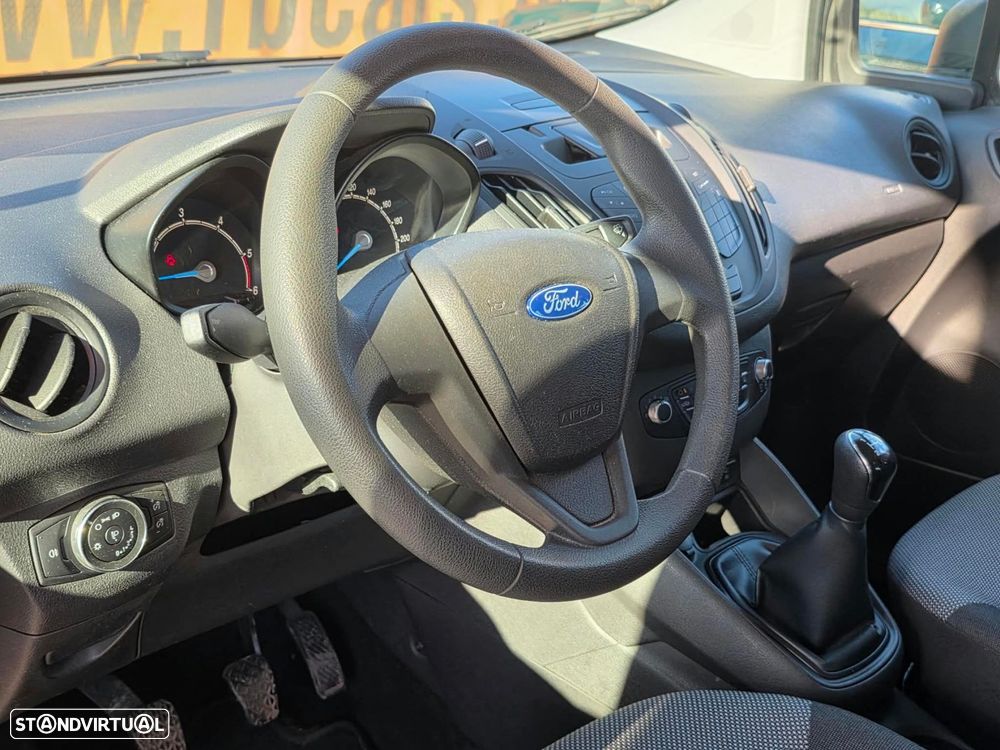 Ford Tourneo Courier 1.5 TDCi Ambiente - 9