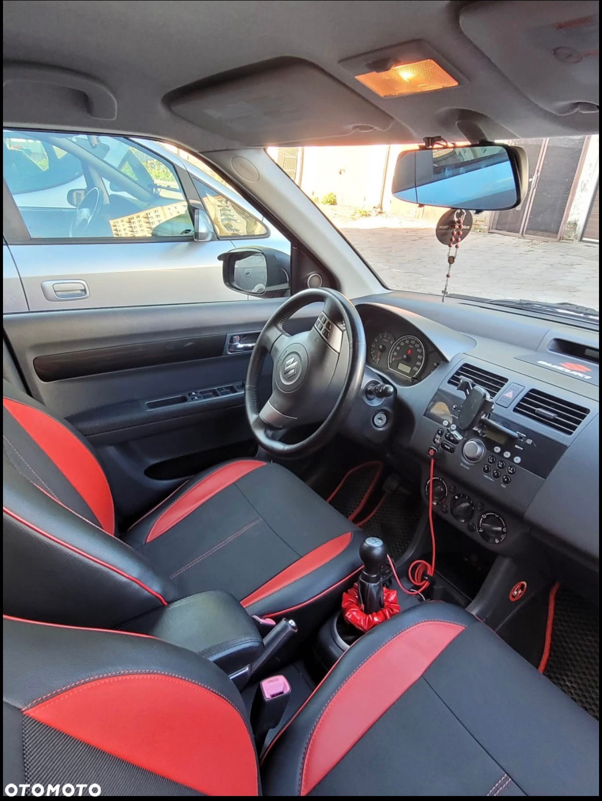 Suzuki Swift 1.3 Sakura - 8