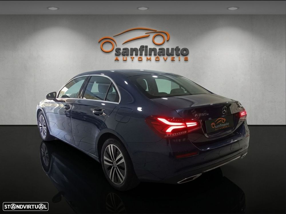Mercedes-Benz A 250 - 15