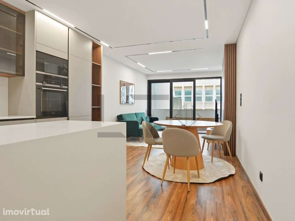 Apartamento T1 Totalmente Renovado com Acabamentos de Luxo, Varanda... - Grande imagem: 5/19
