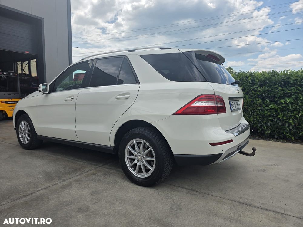 Mercedes-Benz ML 250 BlueTEC 4MATIC 7G-TRONIC - 3