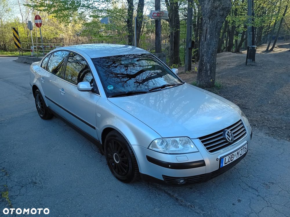 Volkswagen Passat 1.6 GL - 4