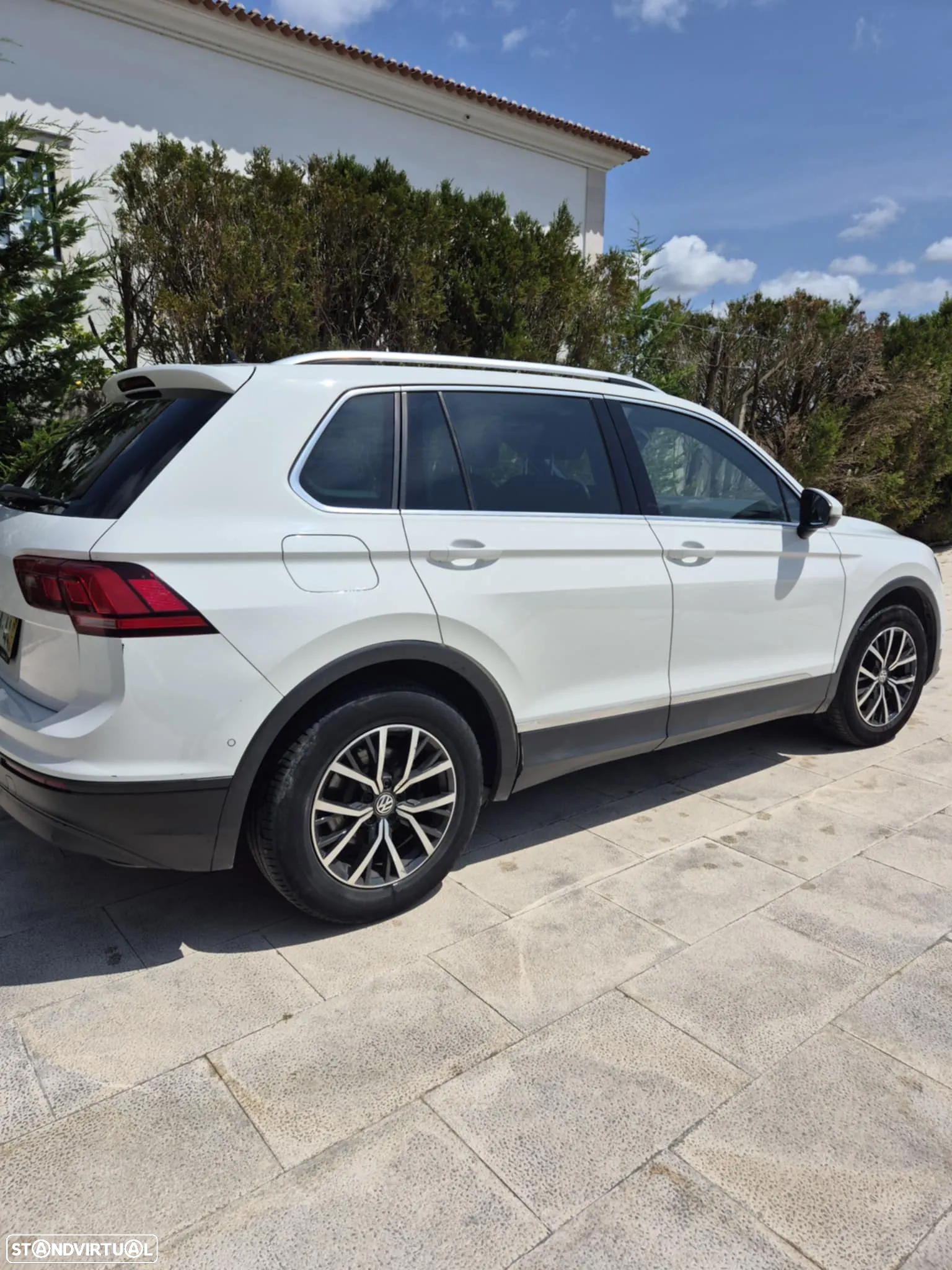 VW Tiguan 1.5 TSI Confortline - 19