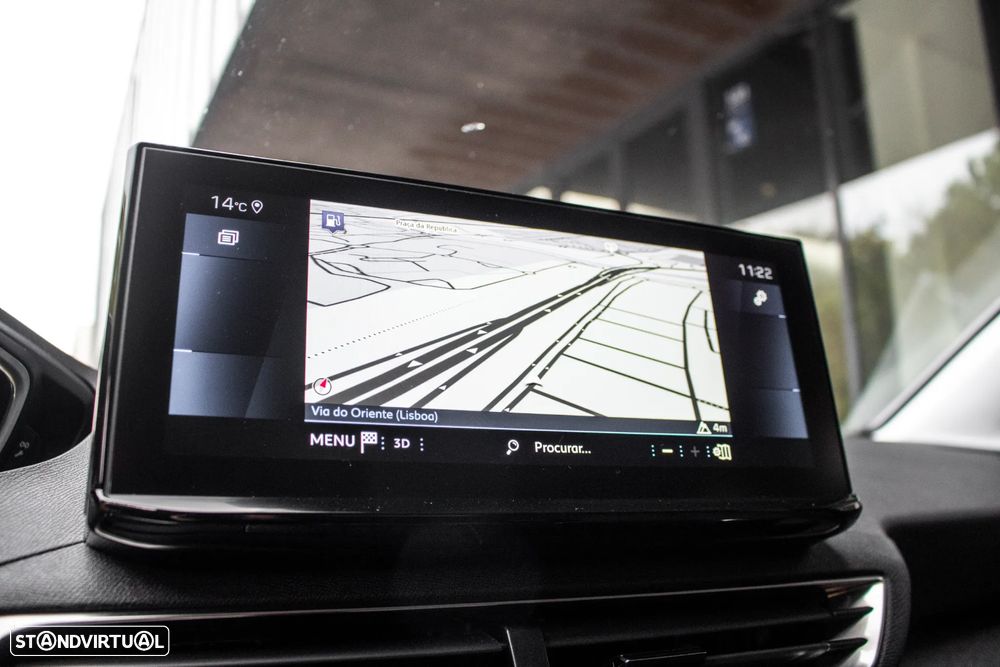 Peugeot 3008 1.5 BlueHDi Allure EAT8 - 38