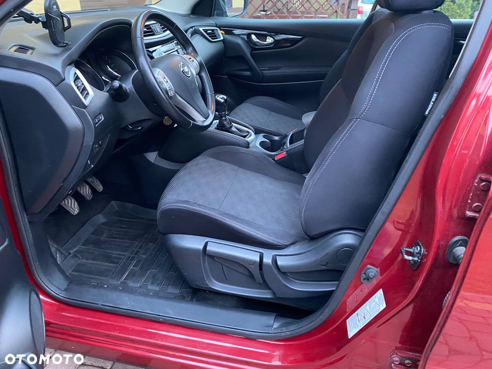 Nissan Qashqai 1.2 DIG-T N-Vision EU6 - 28