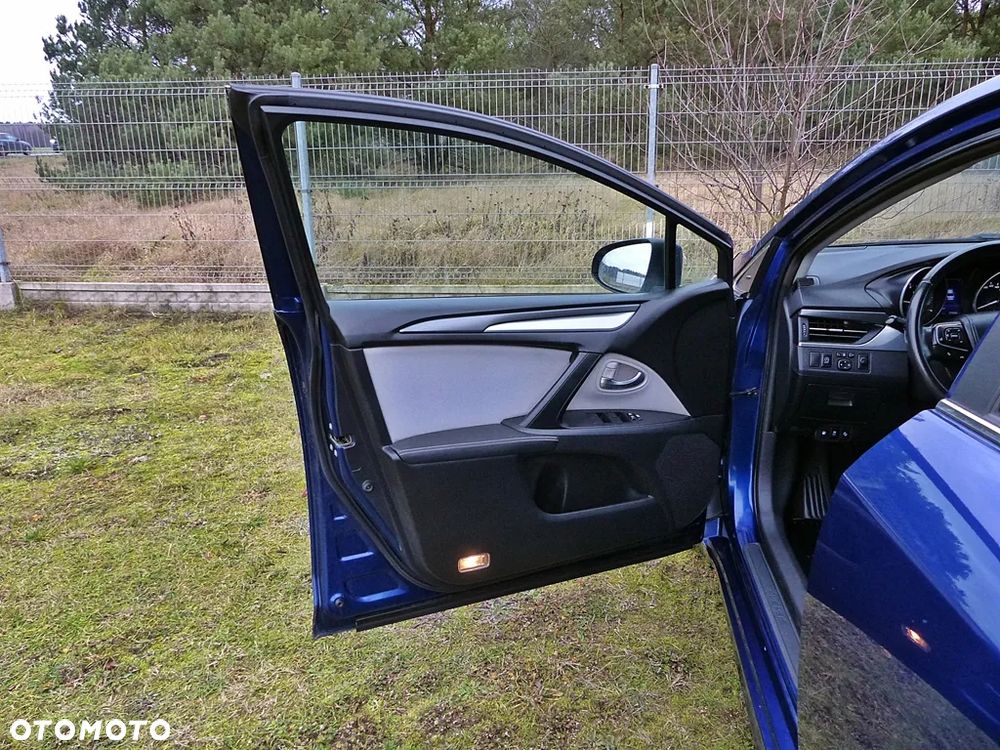 Toyota Avensis 2.0 D-4D Premium - 18