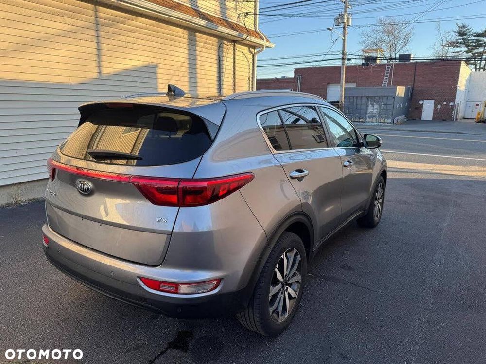 Kia Sportage 1.6 T-GDI AWD DCT PLATINUM - 3