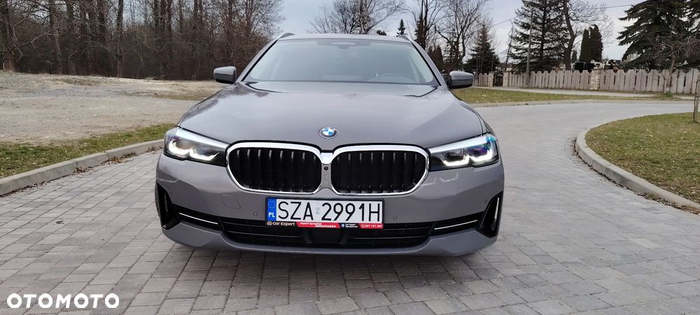 BMW Seria 5 530e Luxury Line - 2