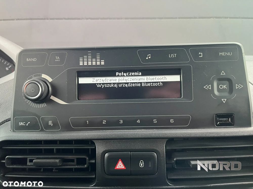 Peugeot Partner 1.5 4x4 Long Premium - 24