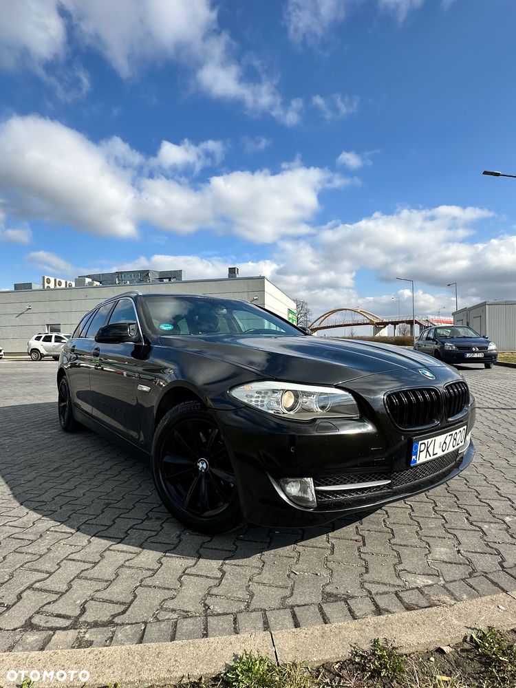 BMW Seria 5 520d Luxury Line - 14