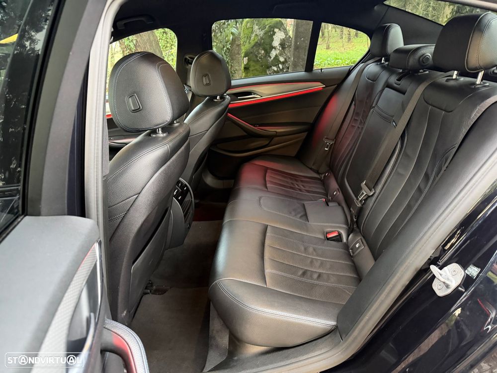 BMW 520 d Pack M Auto - 11