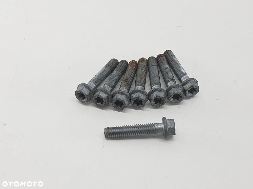 SRUBA PODKLADKA  CAN AM RYKER - 23