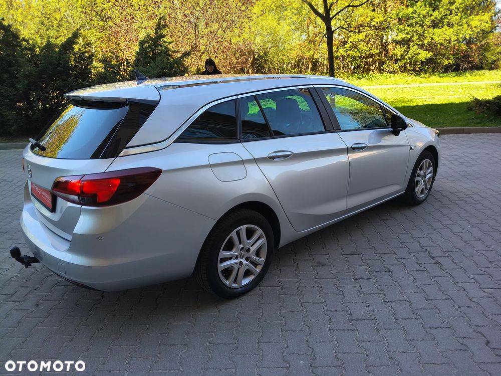 Opel Astra - 12