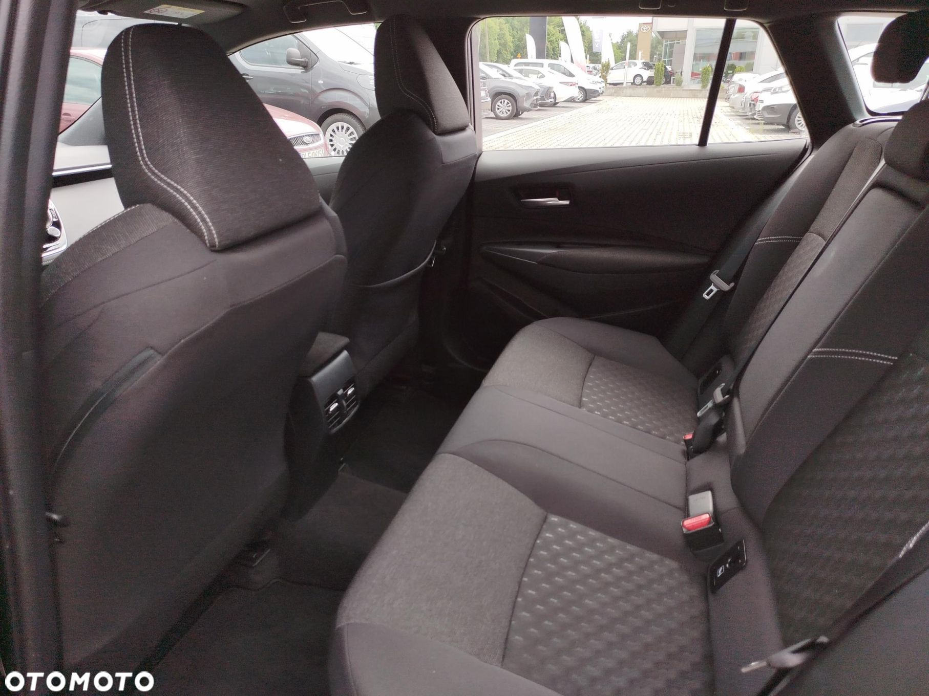 Toyota Corolla - 15