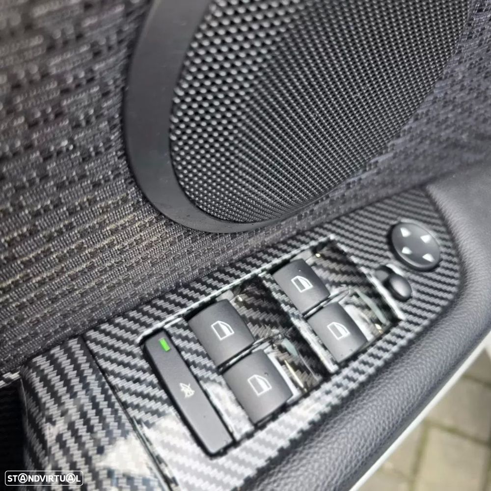 BMW 320 d Pack M - 12