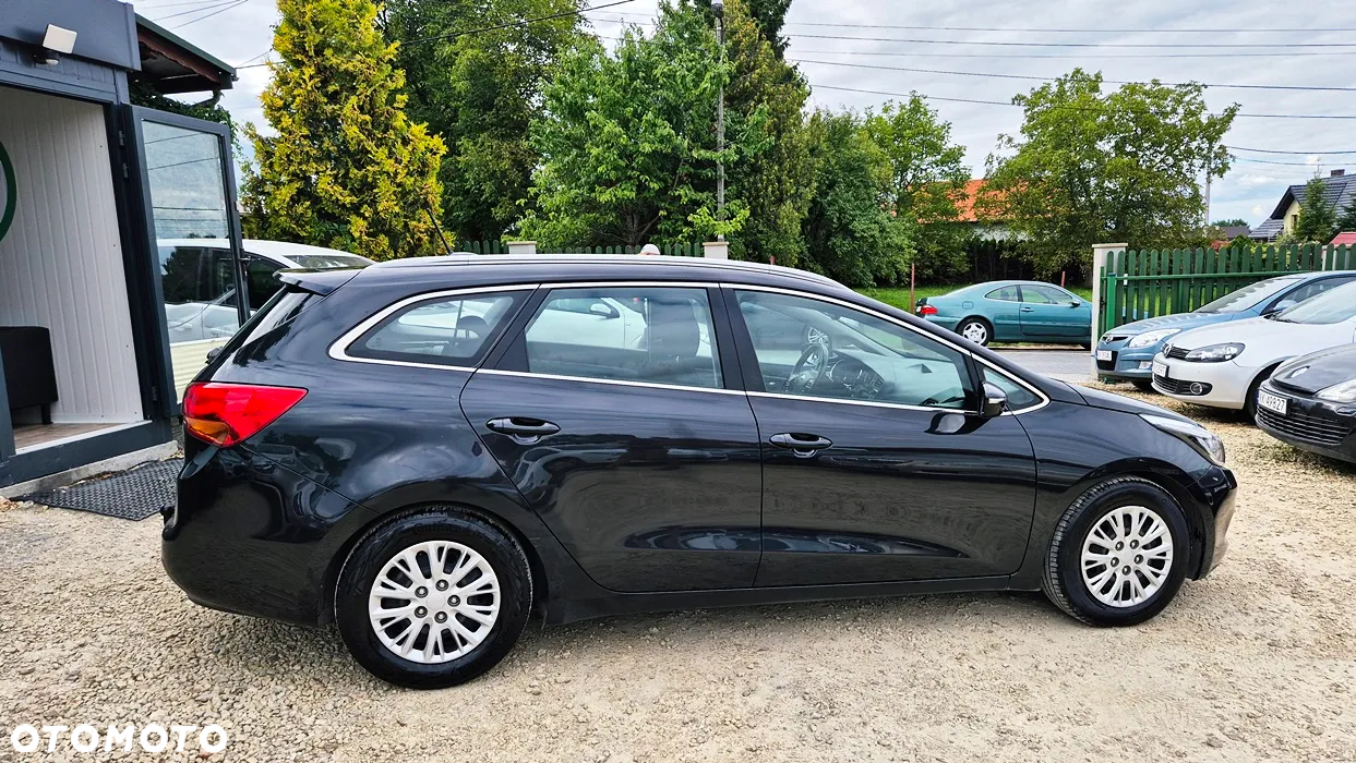 Kia Ceed Cee'd 1.6 GDI XL - 12