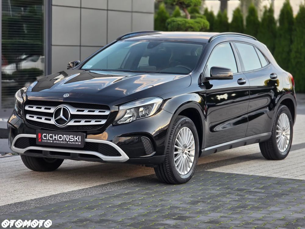 Mercedes-Benz GLA 180 7G-DCT Style - 2