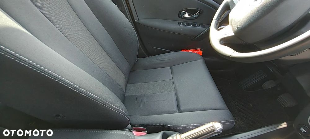 Renault Megane 1.5 dCi Dynamique - 10