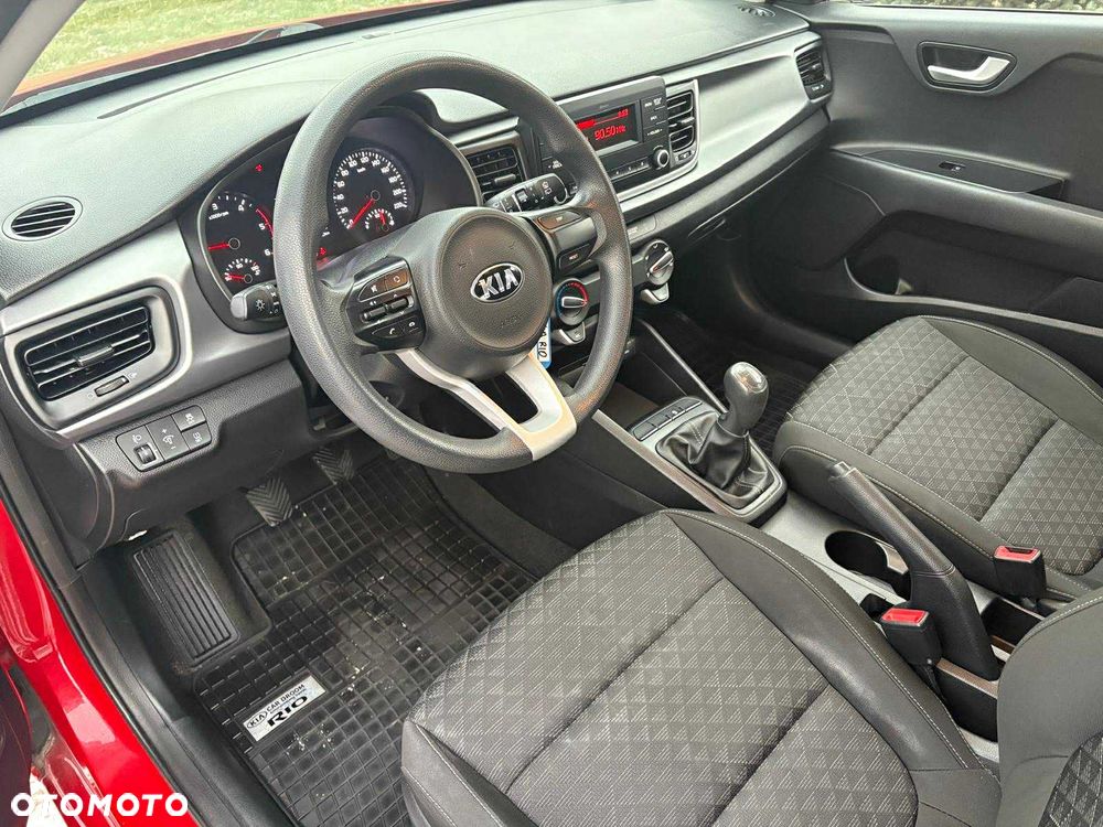 Kia Rio - 13