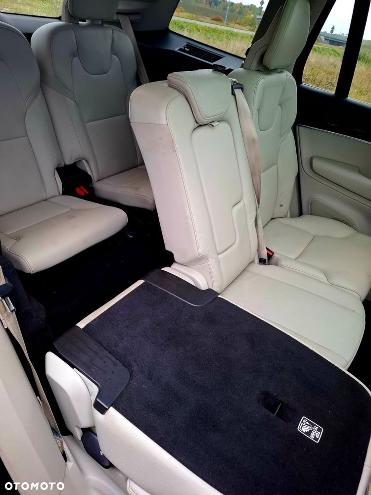 Volvo XC 90 T6 AWD Momentum Pro 7os - 25