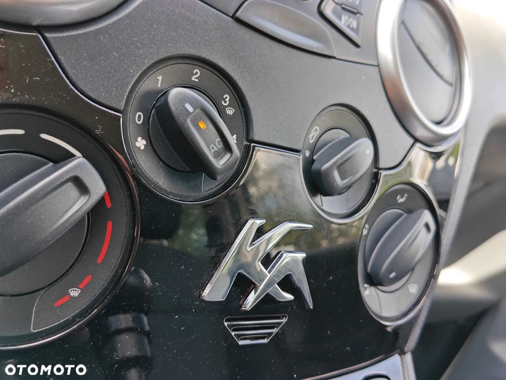 Ford KA - 25
