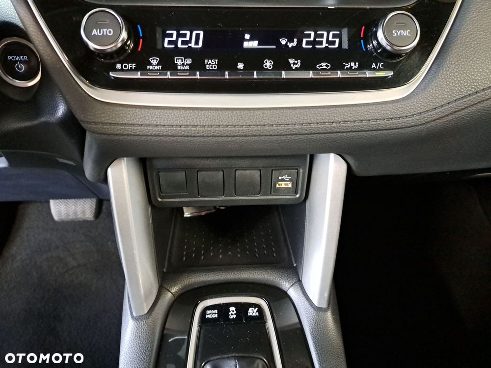Toyota Corolla Cross 2.0 Hybrid Comfort - 25