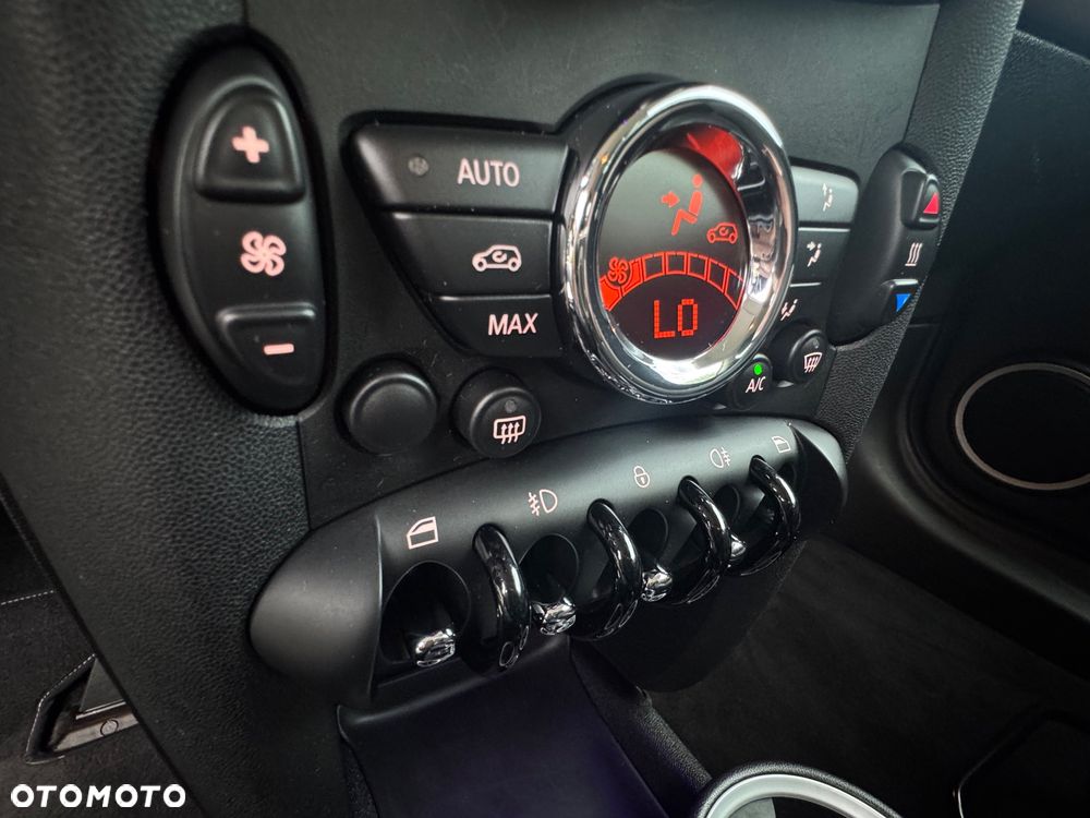 MINI Cooper - 17