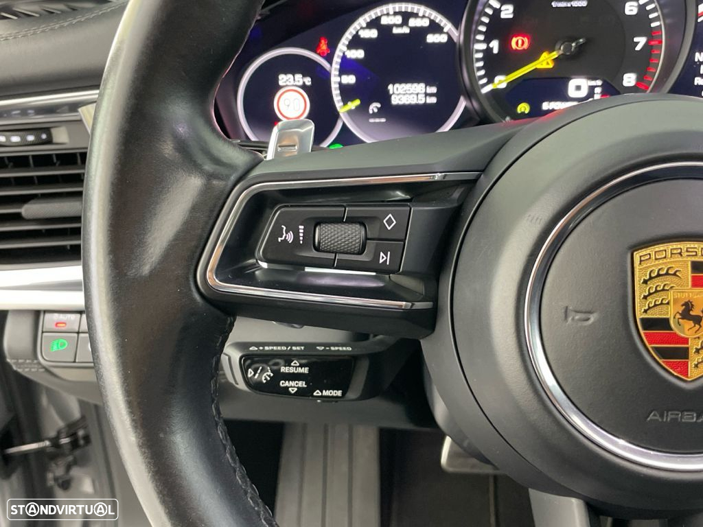 Porsche Panamera Sport Turismo 4 E-Hybrid - 15