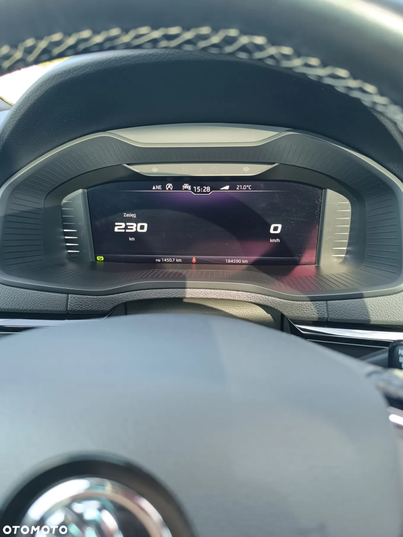 Skoda Karoq 1.5 TSI ACT Sportline - 25