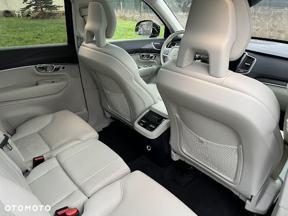 Volvo XC 90 T5 AWD Geartronic Momentum Pro - 22
