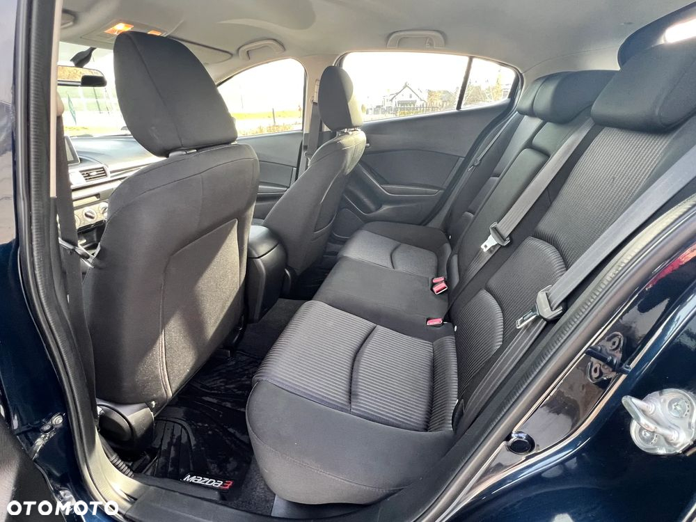 Mazda 3 - 5