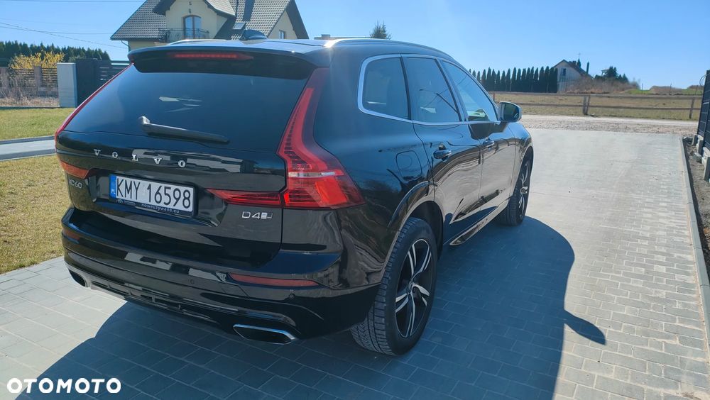 Volvo XC 60 D4 R-Design - 4