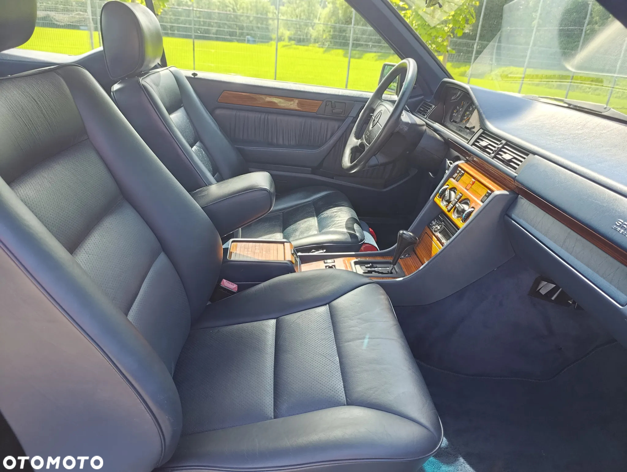 Mercedes-Benz W124 (1984-1993) - 16
