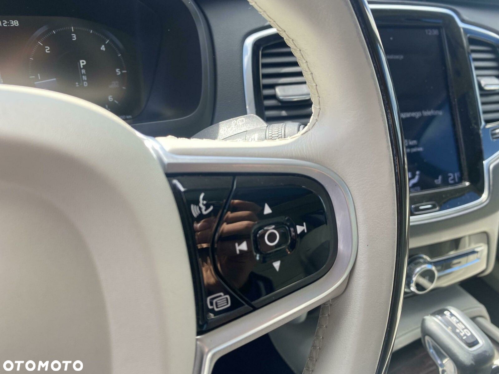 Volvo XC 90 - 24