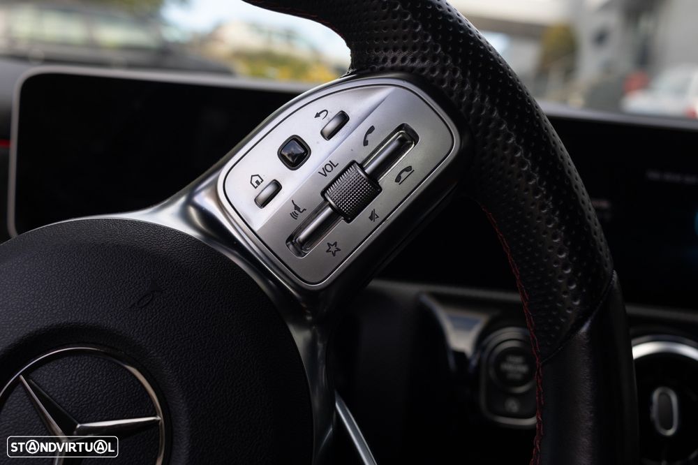 Mercedes-Benz A 160 d AMG Line - 11