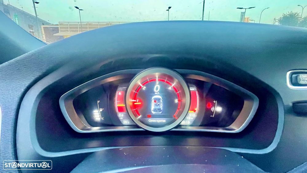 Volvo V40 D2 RDesign - 12