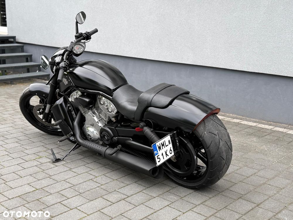 Harley-Davidson V-Rod Muscle - 3