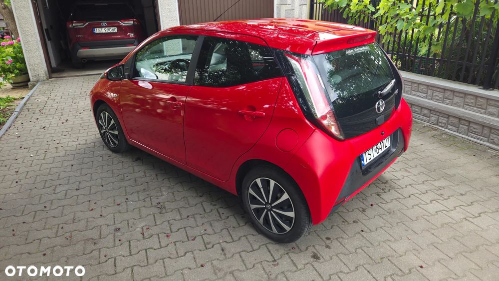 Toyota Aygo 1.0 VVT-i Color Edition - 2