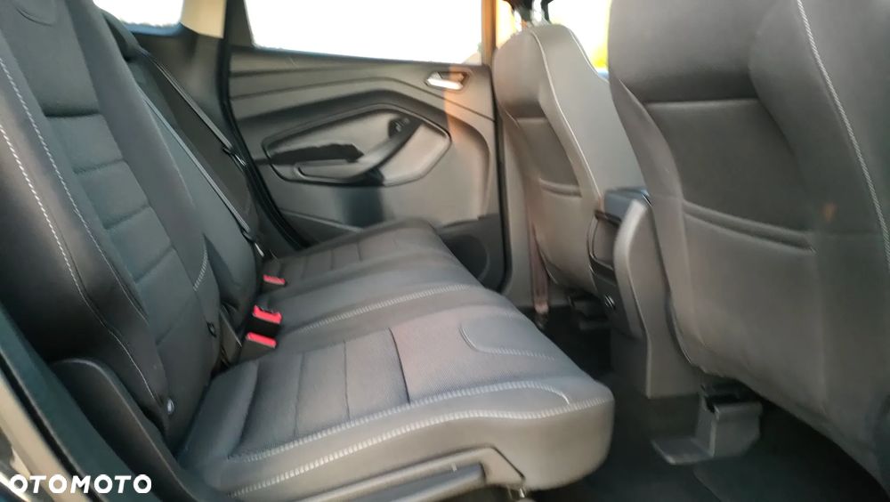 Ford Kuga 1.6 EcoBoost 2x4 Individual - 8