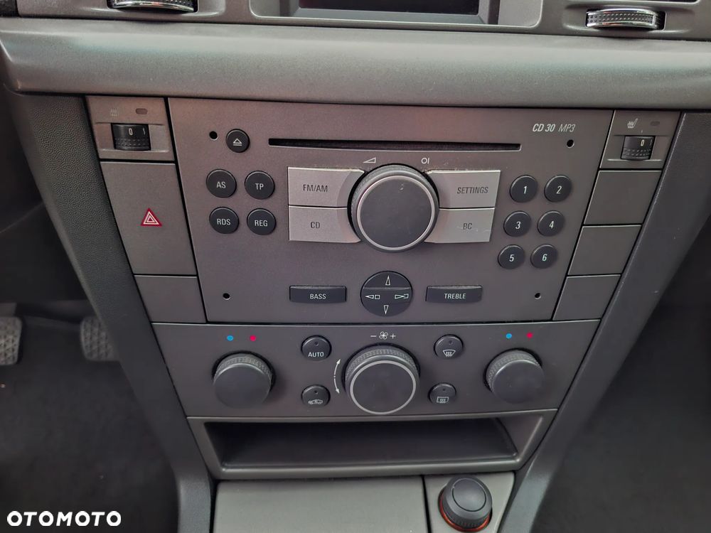 Opel Vectra - 12